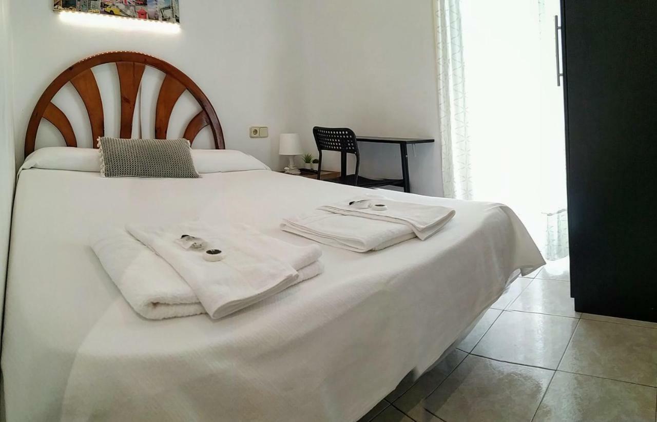Hostal Abitum มาดริด ภายนอก รูปภาพ